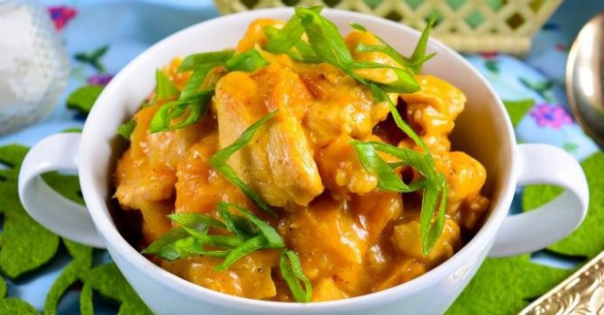10 рецептов тушёной курицы, которая соберёт за столом всю семью