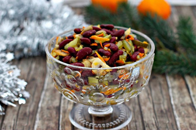 Салат с опятами — 7 рецептов вкусного грибного салата