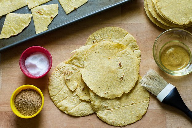 Как приготовить чипсы дома: быстрые и вкусные рецепты