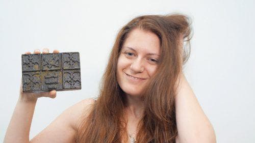 Хна: развенчание мифов. В какой цвет можно покраситься хной; можно ли ее осветлять, почему говорят, что после хны позеленеешь и как правильно использовать хну для волос