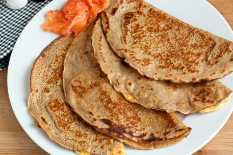 Блины из ржаной муки на молоке – рецепт без дрожжей