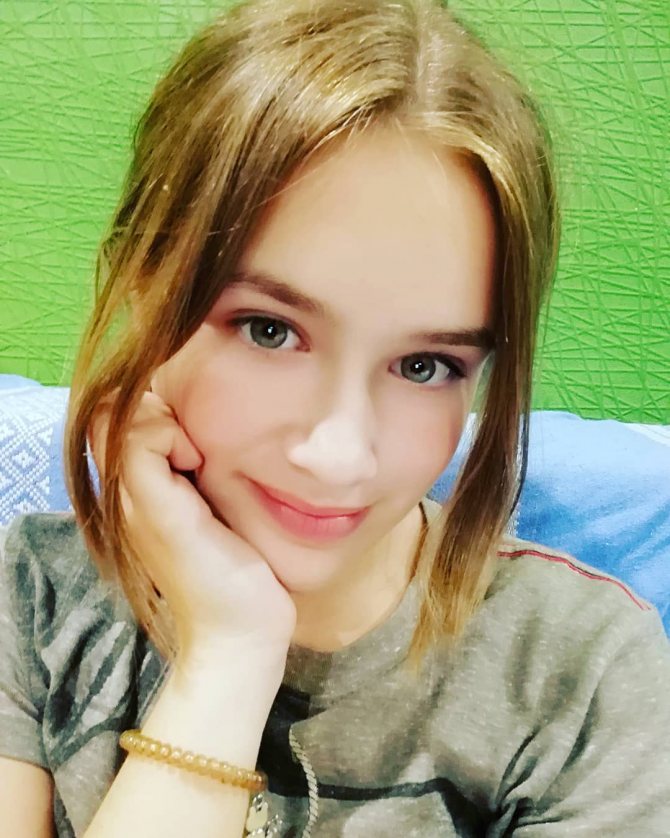 Какой цвет волос подходит к зеленым глазам: фото модных оттенков