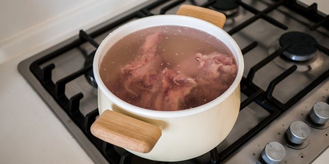 Как сварить вкусный и прозрачный бульон из курицы - пошаговые рецепты с фото