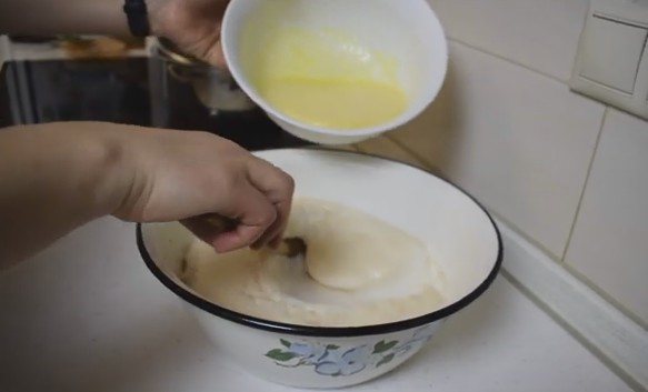 Пироги с мясом из дрожжевого теста в духовке — получаются мягкие, как пух