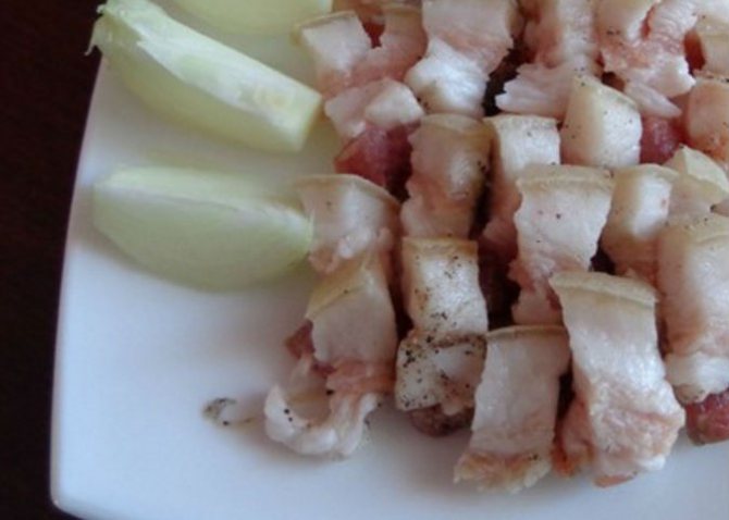 Как убрать соль из сала – Если сало пересолено, что делать? Срочно спасаем продукт!