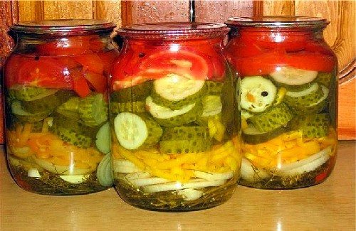 Салат из огурцов и помидоров на зиму — 10 самых вкусных рецептов