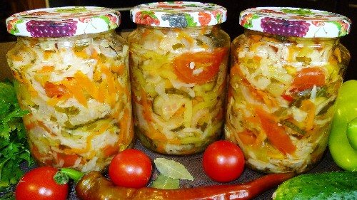 Салат из огурцов и помидоров на зиму — 10 самых вкусных рецептов