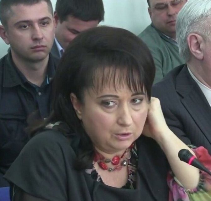 Женщина с прической. Чем знаменита Валентина Петренко, покинувшая Совфед
