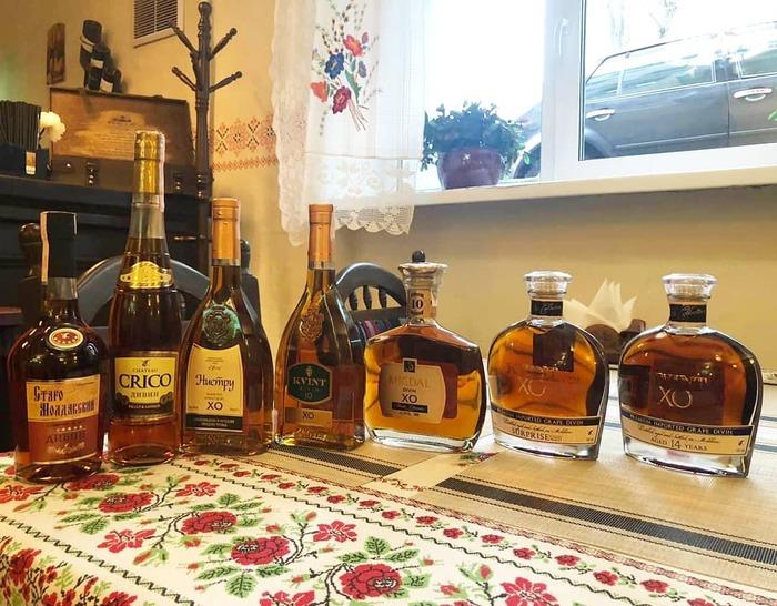 Маска для роста волос с коньяком: кому помогает и как применять в течение месяца