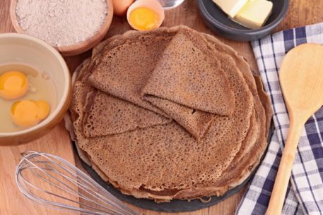 Блины из ржаной муки на молоке – рецепт без дрожжей