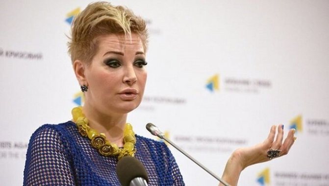 Женщина с прической. Чем знаменита Валентина Петренко, покинувшая Совфед