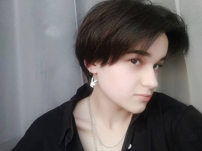 Прическа томбой(tomboy) для девушек – фото сзади и со всех сторон, на короткие волосы и с длиннной челкой