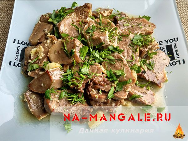 Как нужно чистить говяжий язык перед варкой, советы по приготовлению