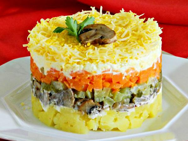 Салат с жареными шампиньонами — 7 рецептов вкусного салата