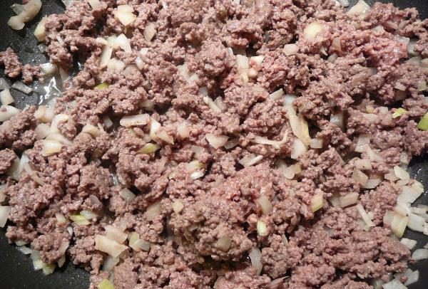 Вкусные и сытные блинчики с мясом. Рецепт от Юлии Высоцкой