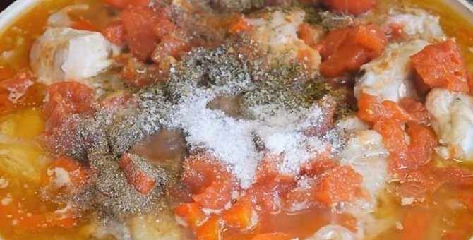 7 рецептов чахохбили из курицы: от классики к экспериментам