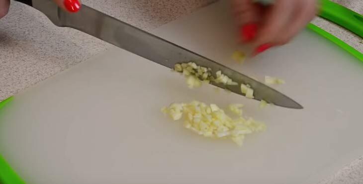 7 рецептов чахохбили из курицы: от классики к экспериментам