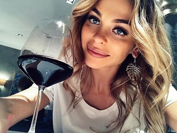 Что случилось с лицом и фигурой Анны Хилькевич: фото до и после пластики