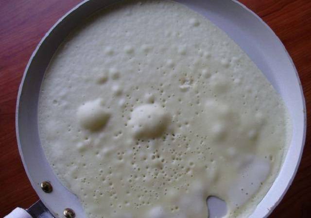 Толстые пышные блины. 3 проверенных и самых вкусных рецепта приготовления