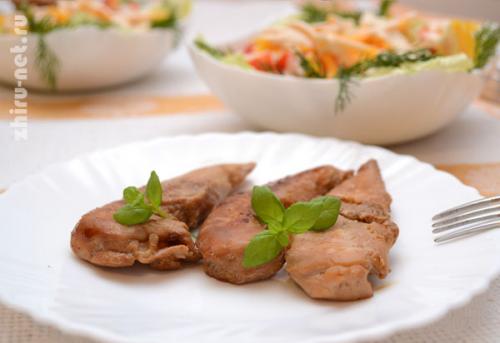 Диетическая куриная грудка на сковороде. Как приготовить куриную грудку сочно
