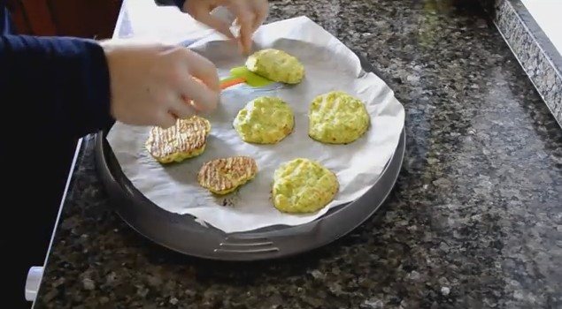 Оладьи из кабачков в духовке быстро и вкусно – 5 простых рецептов приготовления кабачковых оладий