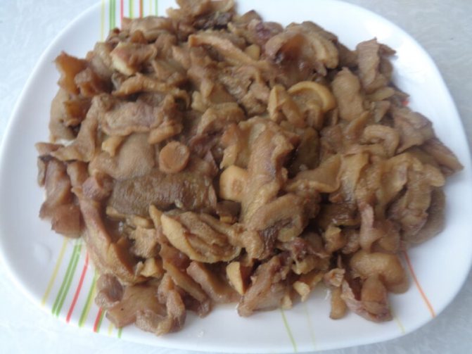Начинки для пиццы с колбасой, грибами, курицей, фаршем, солеными огурцами, морепродуктами. Рецепты с фото в духовке