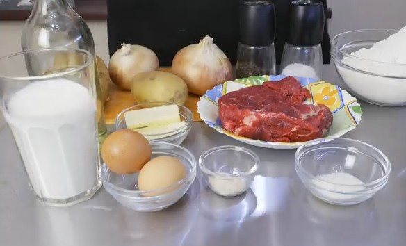 Пироги с мясом из дрожжевого теста в духовке — получаются мягкие, как пух