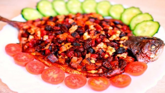 Форель, запеченная в фольге в духовке — 10 вкусных рецептов
