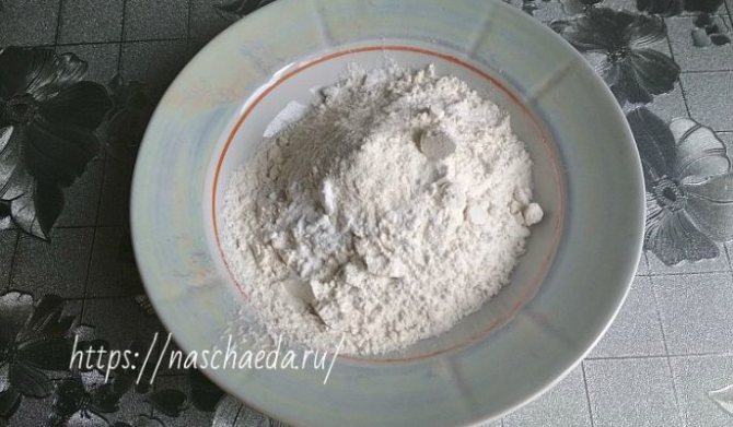 Сырники из творога в духовке — 10 вкусных рецептов