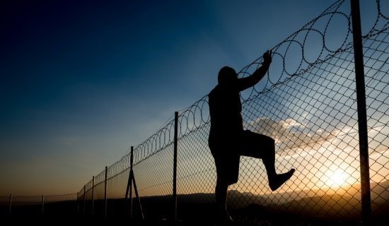 к чему снится тюрьма женщине сонник