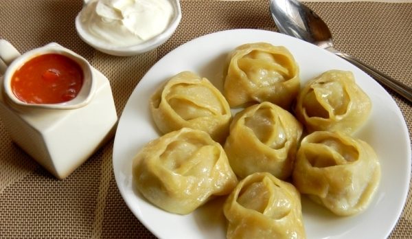 Как приготовить и сколько времени варить манты в пароварке