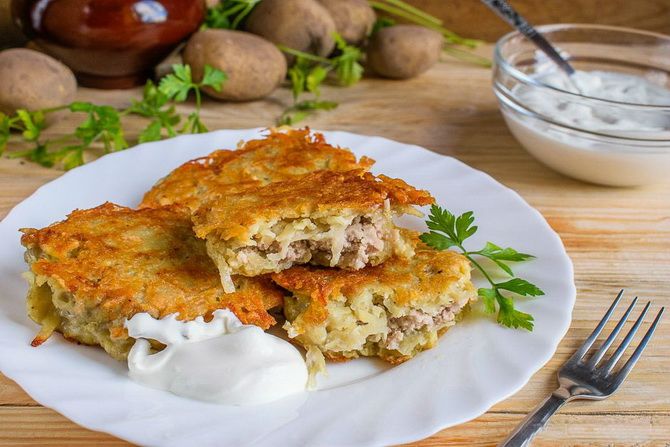 Картофельные драники с мясом