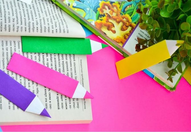 Книжная закладка-оригами Карандаш