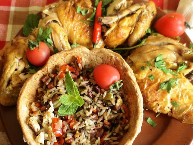 Курица в духовке целиком с хрустящей корочкой. Самые вкусные рецепты