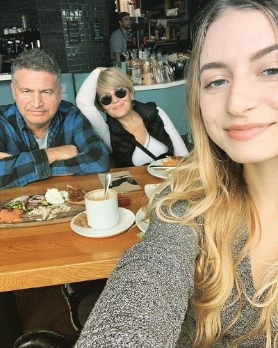 Леонид Агутин с женой и дочерью