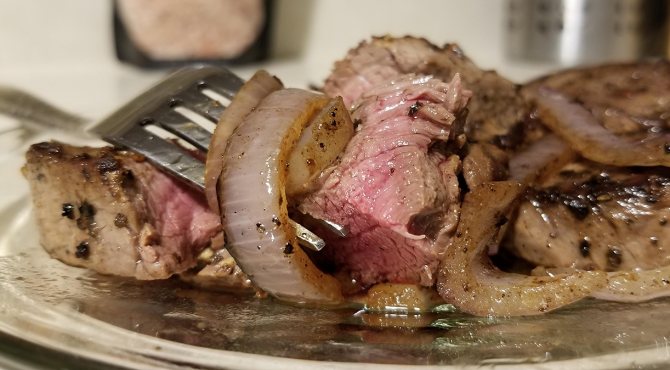 Как сделать жесткое мясо мягким и вкусным - полезные советы
