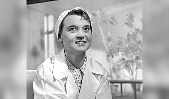 Людмила Гурченко в фильме «Сердце бьется вновь» (1956)