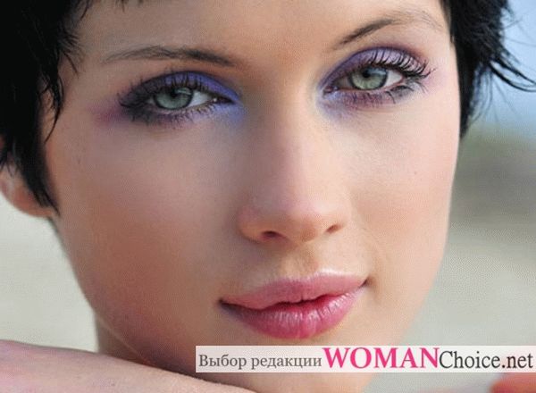 Как создать модный макияж с подиума? Цветные стрелки
