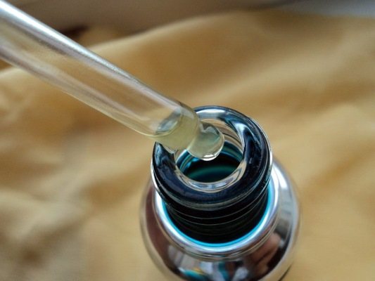 Масло усьмы. Что это такое, инструкция по применению для роста бровей, ресниц, волос. Отзывы и где купить