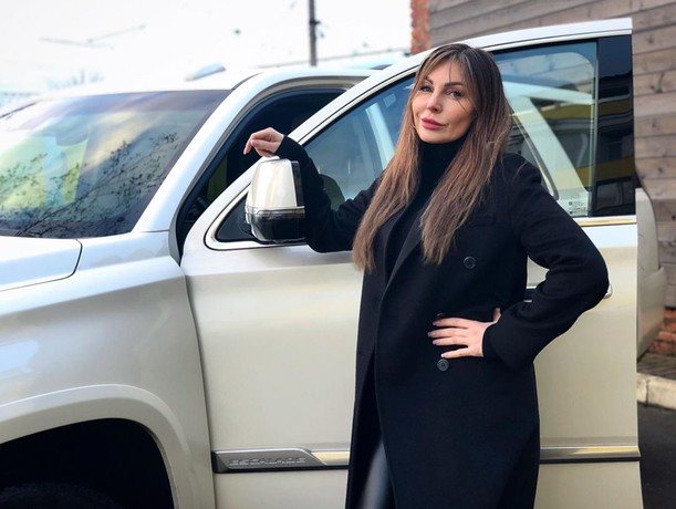 Наталья Бочкарева решила продать свое личное авто