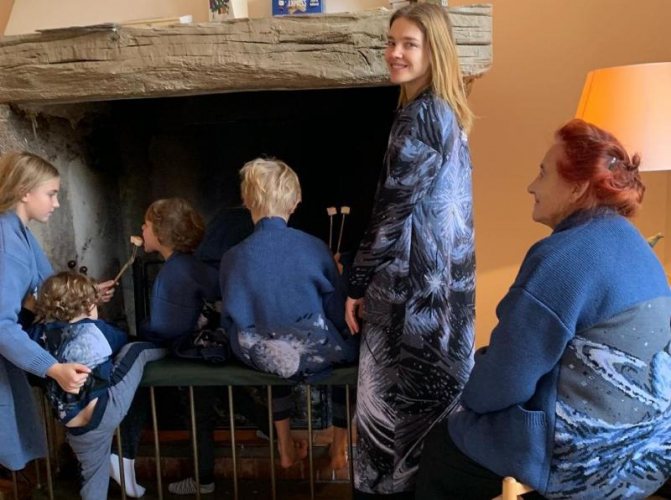 Наталья Водянова с семьей