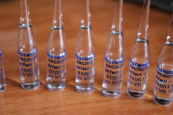 Никотиновая кислота для бровей и ресниц в ампулах. Применение, как пользоваться, фото, отзывы