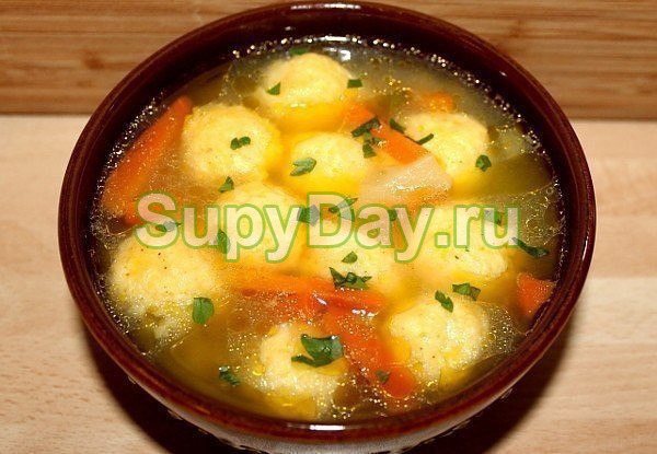 Овощной суп без мяса с клецками