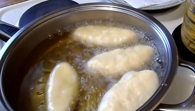 пирожки на кефире с дрожжами