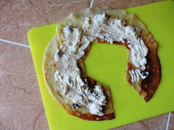 Поделки из блинов на Масленицу своими руками: чучело, кукла, различные фигурки и украшения для масленичного стола