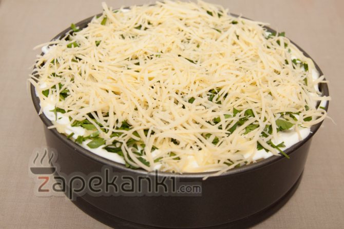 посыпаем тёртым сыром