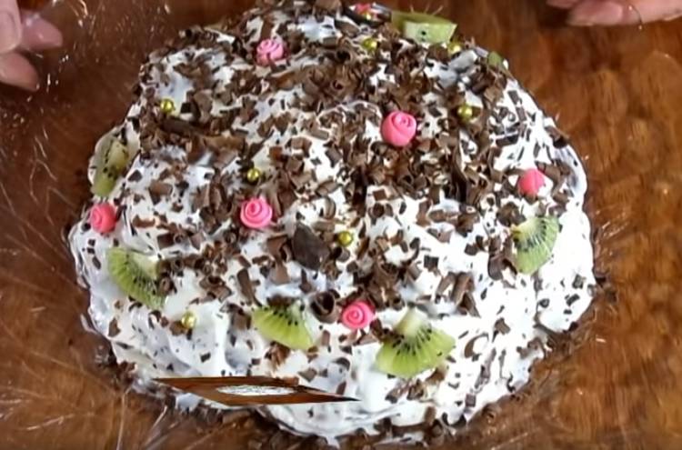 пряничный торт из зефира и киви