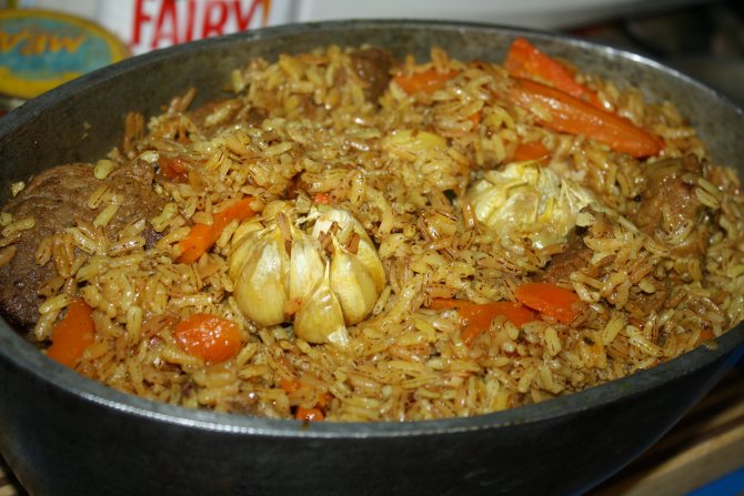 Какой рис подходит для плова, в мультиварке, в казане. Как сделать рис рассыпчатым в плове. Плов пропорции ингредиентов