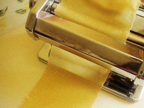 Рецепты домашней лапши для супа: яичная и постная, для лапшерезки и в хлебопечке