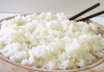Необходимые продукты для приготовления домашних роллов